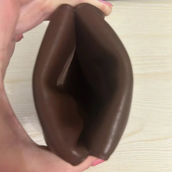 Tumi Brown Leather Wallet - Picture 3 of 7